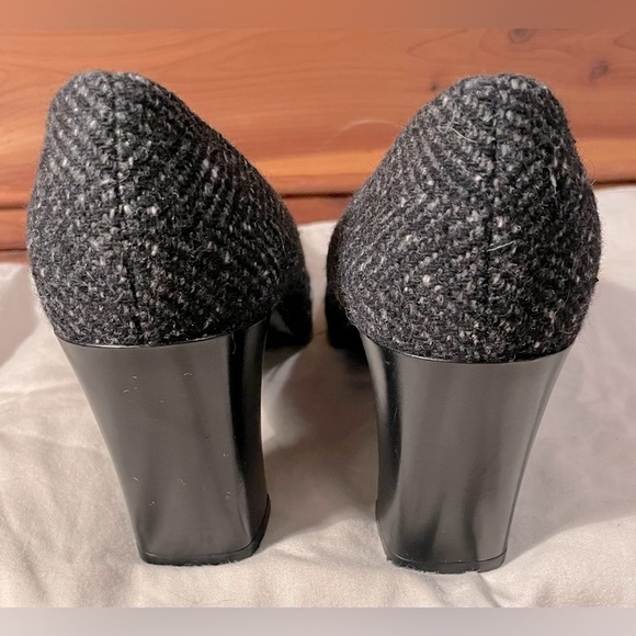 Ann Taylor Italian grey tweed pumps - Picture 4 of 6